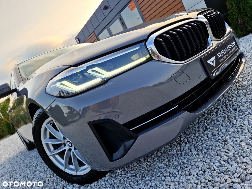 BMW Seria 5 520d Touring - 34