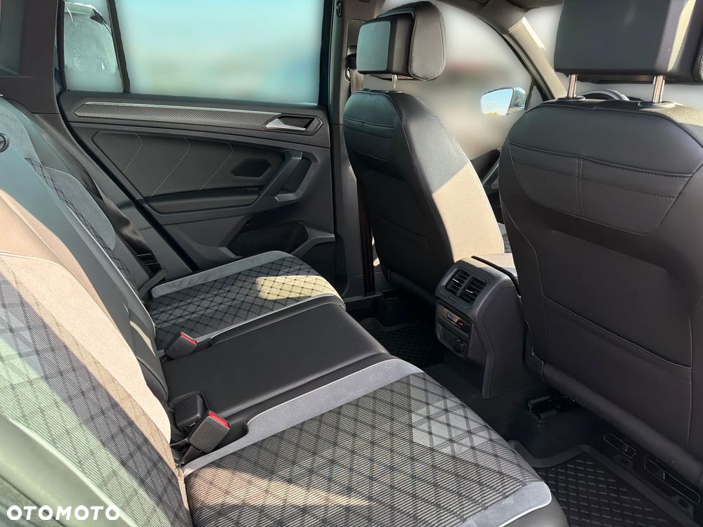 Volkswagen Tiguan - 13