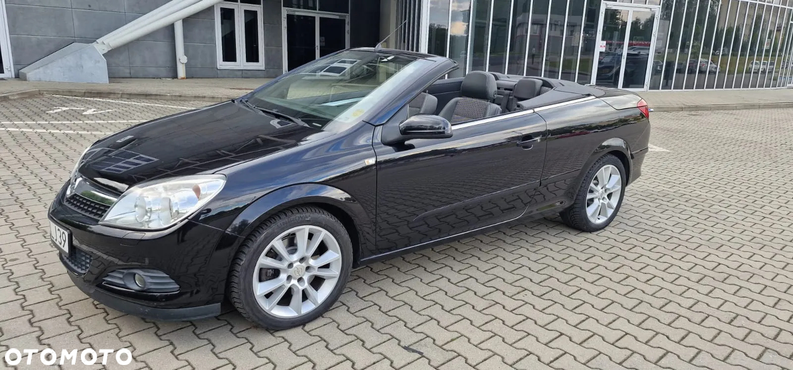 Opel Astra Twin Top 1.9 CDTI Cosmo - 2