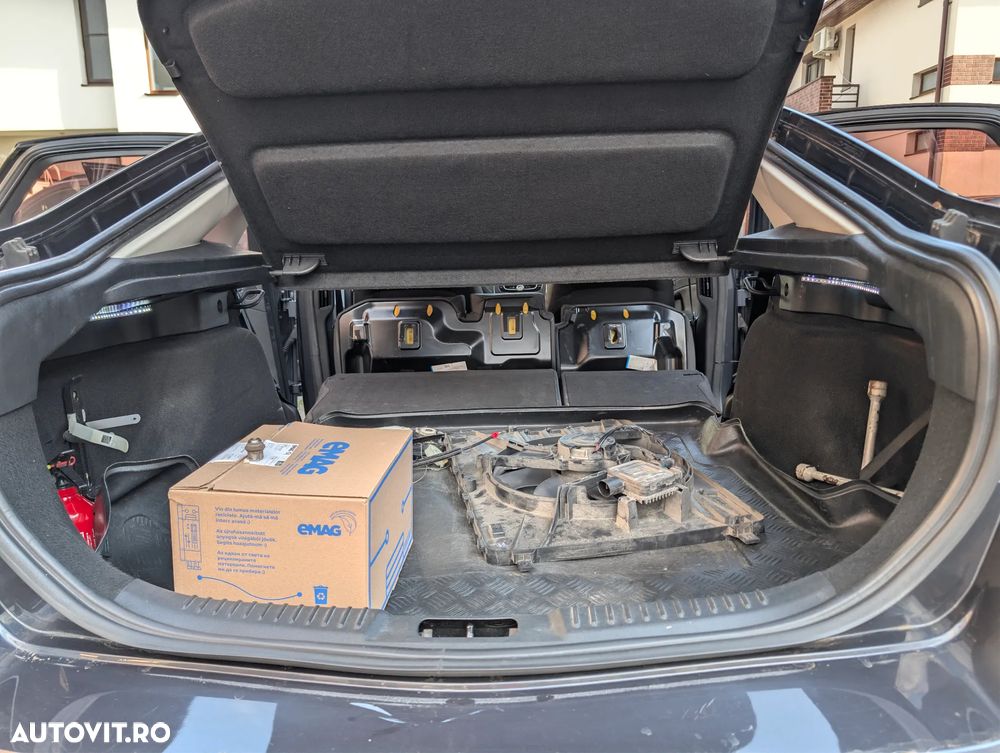 Ford Mondeo 2.0 TDCI Titanium X - 23