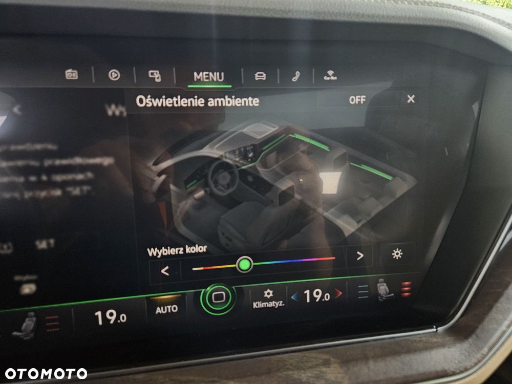 Volkswagen Touareg - 23