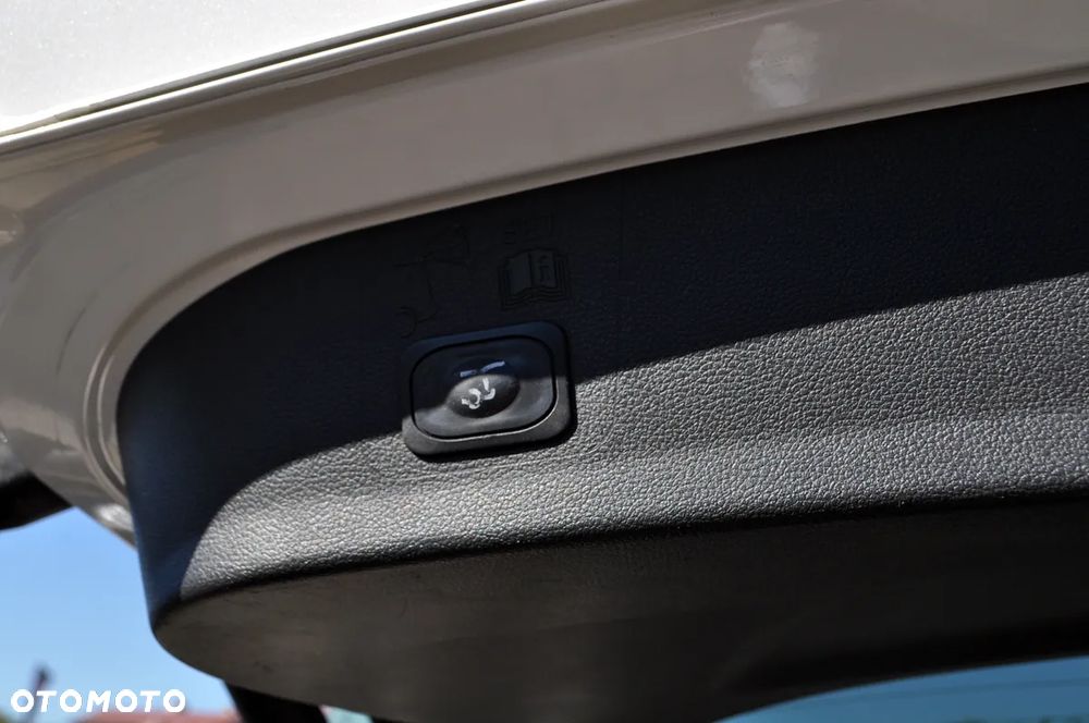 Ford Kuga 1.5 EcoBoost FWD Edition ASS GPF - 34