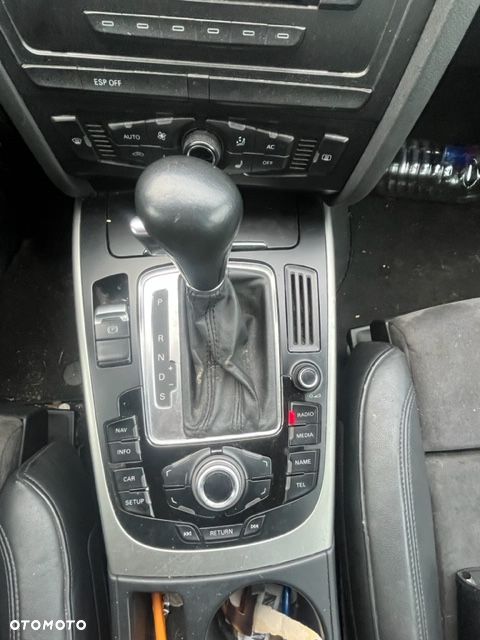 Audi A4 Limousine - 8