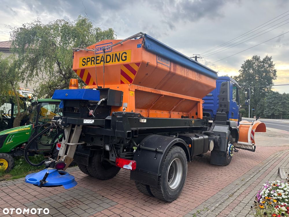 MAN TGM 18.340 4X4BB piaskarka solarka pług - 8
