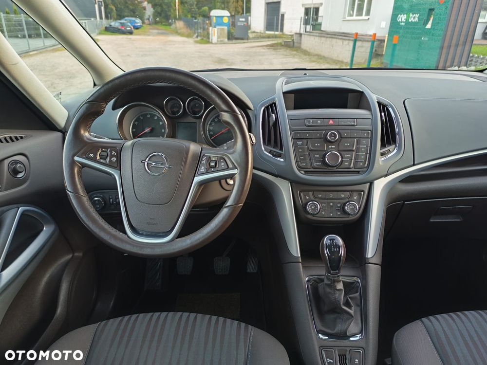 Opel Zafira 1.4 Turbo Edition - 18