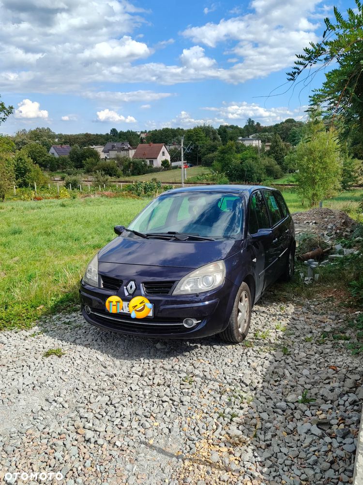 Renault Scenic 2.0 16V Privilege - 1