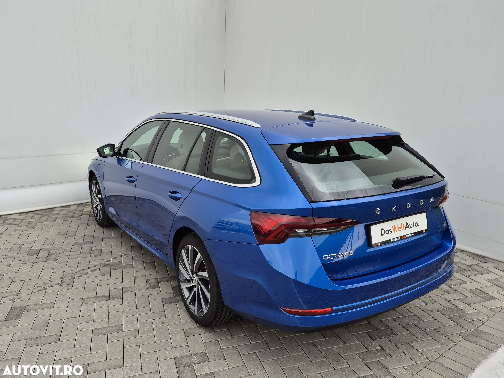 Skoda Octavia Combi 1.4 TSI iV DSG Style - 3