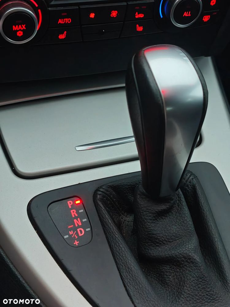 BMW Seria 3 - 26