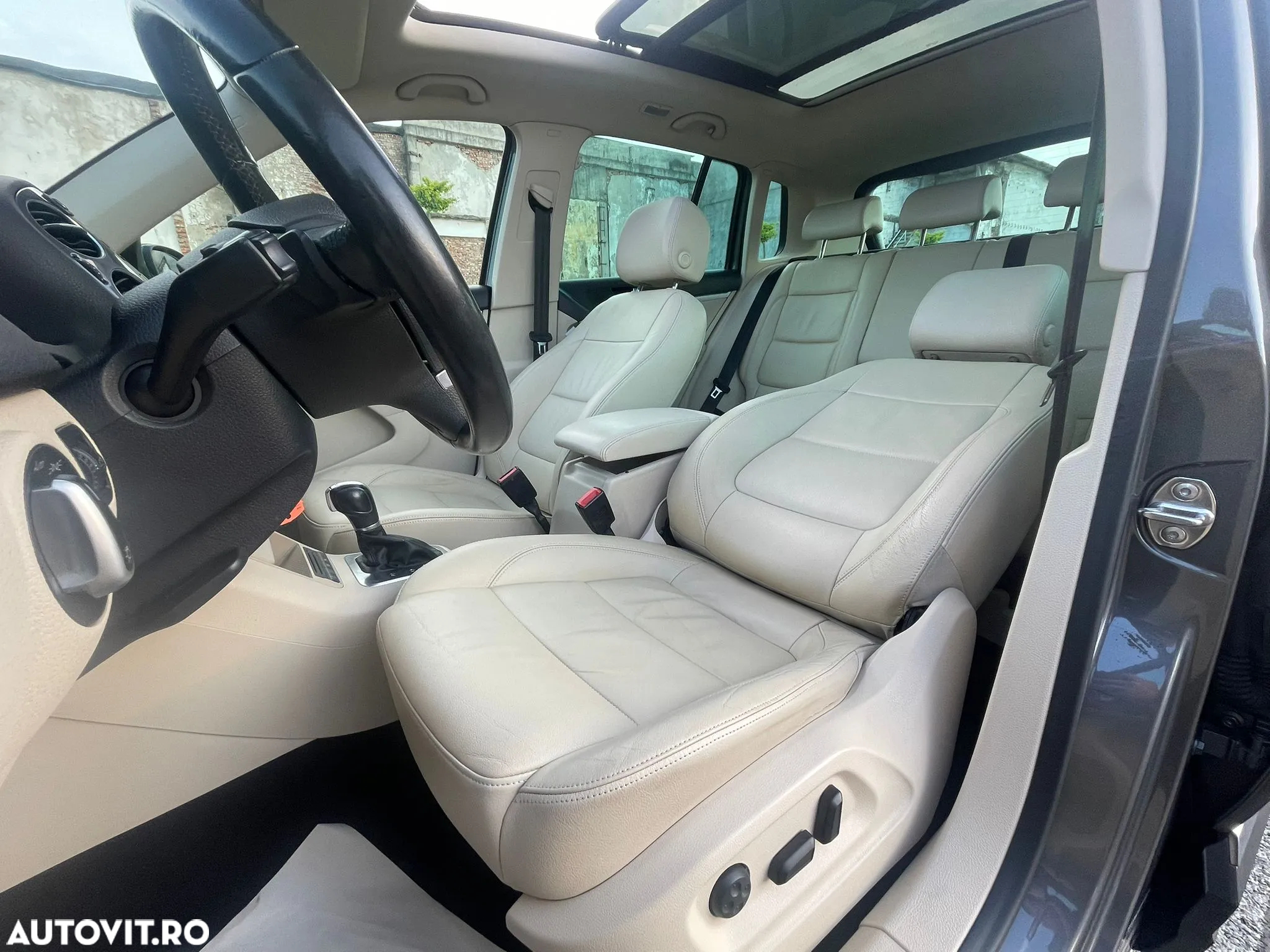 Volkswagen Tiguan 2.0 TDI DPF 4Motion DSG Exclusive - 5