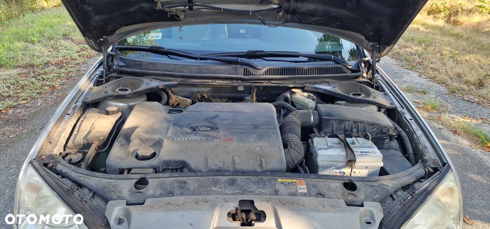 Ford Mondeo - 8