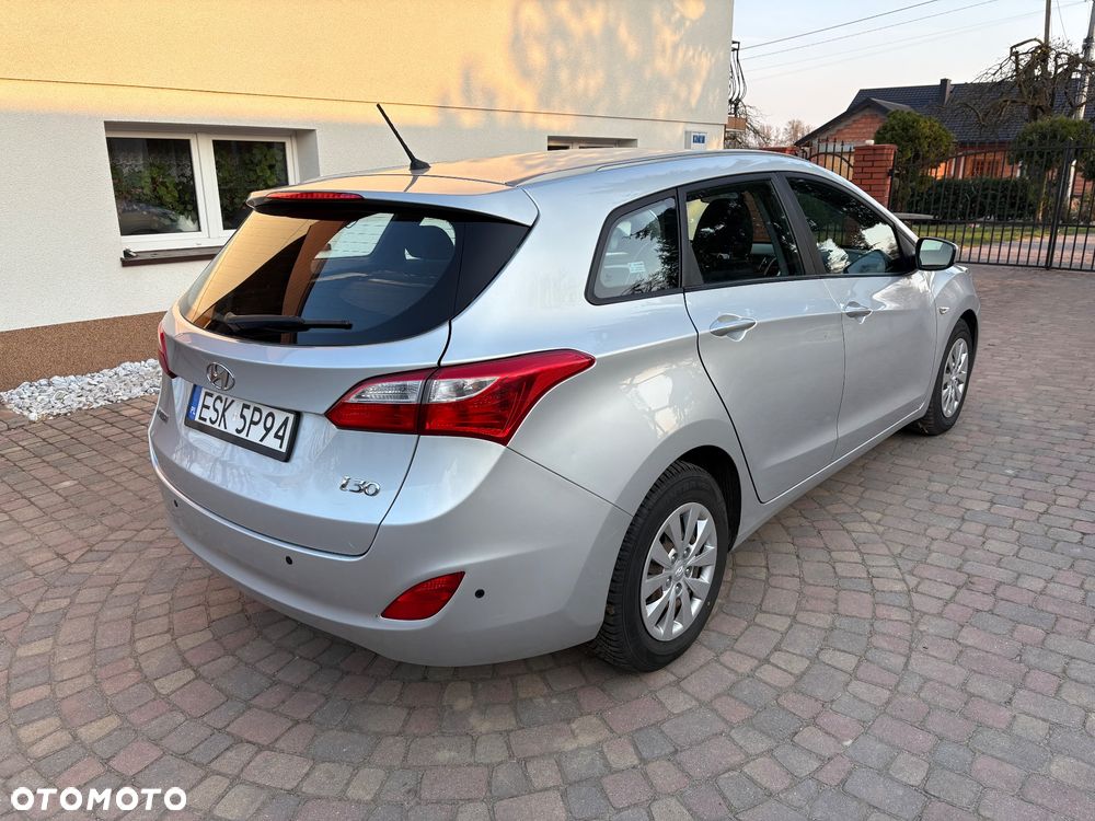 Hyundai i30 1.6 CRDi Classic + - 3