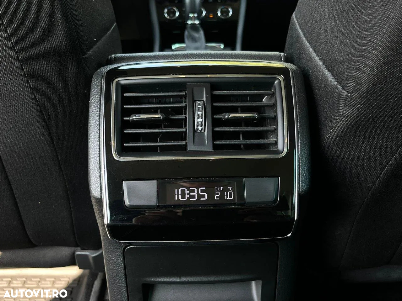 Skoda Superb 2.0 TDI DSG Ambition - 11