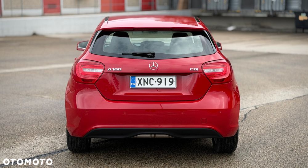 Mercedes-Benz Klasa A 180 d BlueEFFICIENCY Edition - 14
