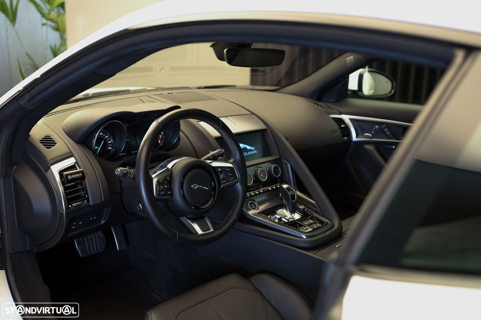 Jaguar F-Type 2.0 i4 R-Dynamic - 7