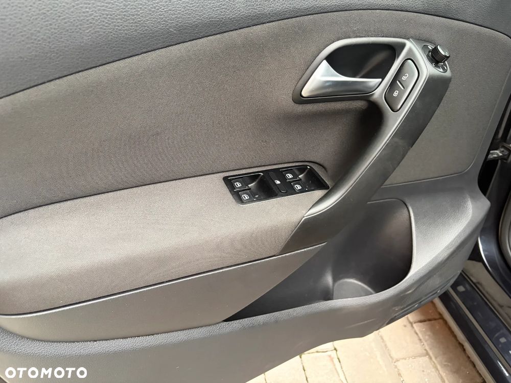 Volkswagen Polo 1.2 TSI Blue Motion Technology Comfortline - 21