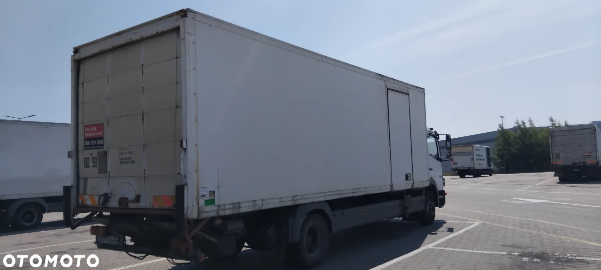 Mercedes-Benz 1218 - 3