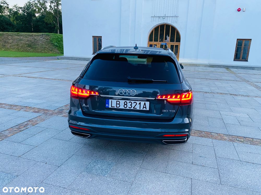 Audi A4 Avant 30 TDI S tronic - 5