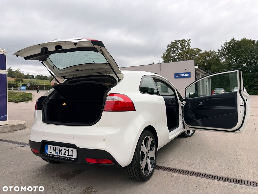 Kia Rio 1.2 Dream Team Edition - 7