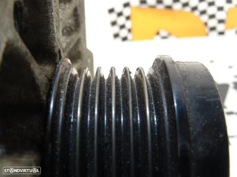 Alternador Ford Focus Iii  Bv6n10300aa / Bv6n 10300 Aa / Tg12c107 - 8