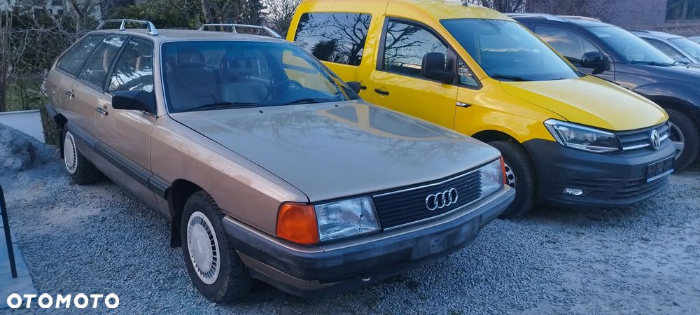 Audi 100 - 1