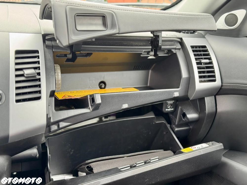 Mitsubishi Outlander 2.4 4WD CVT Intense - 35