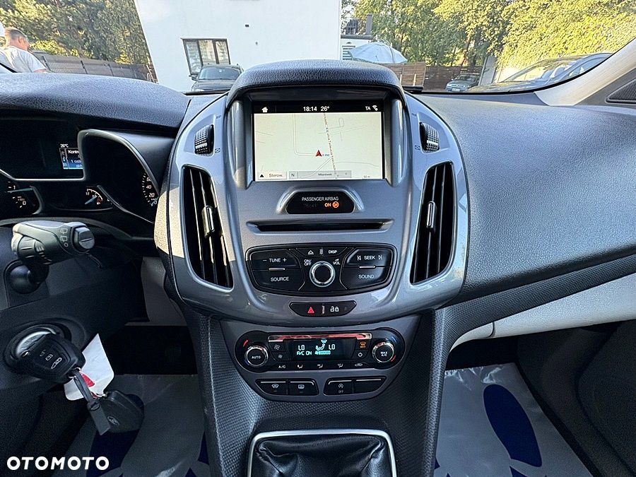 Ford Tourneo Connect 1.5TDCi Titanium - 25