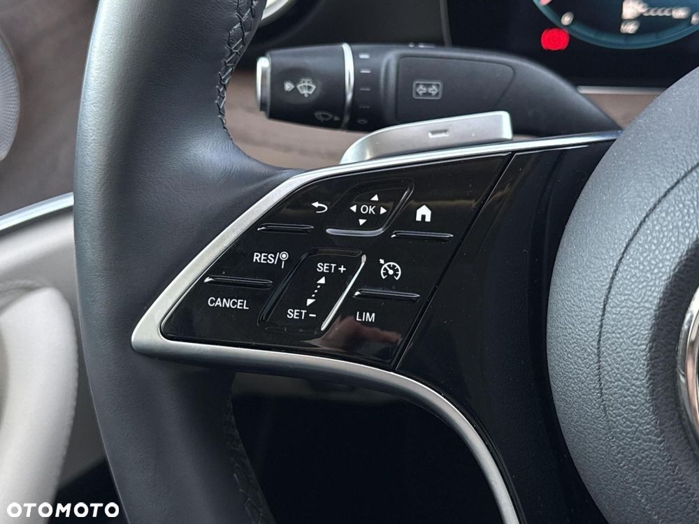 Mercedes-Benz Klasa E - 26