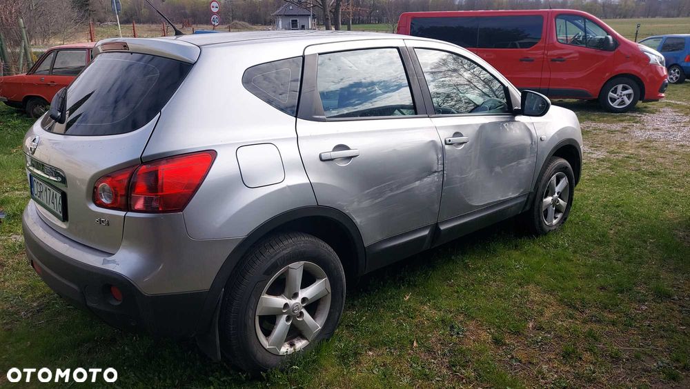 Nissan Qashqai - 4