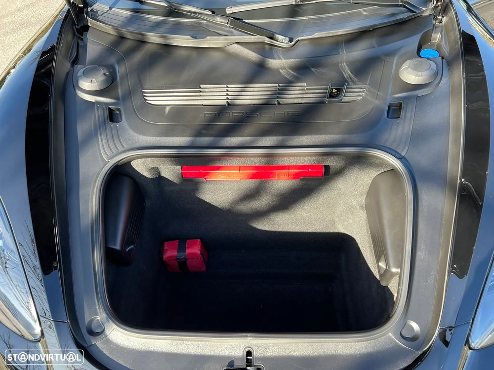 Porsche 718 Cayman T - 10