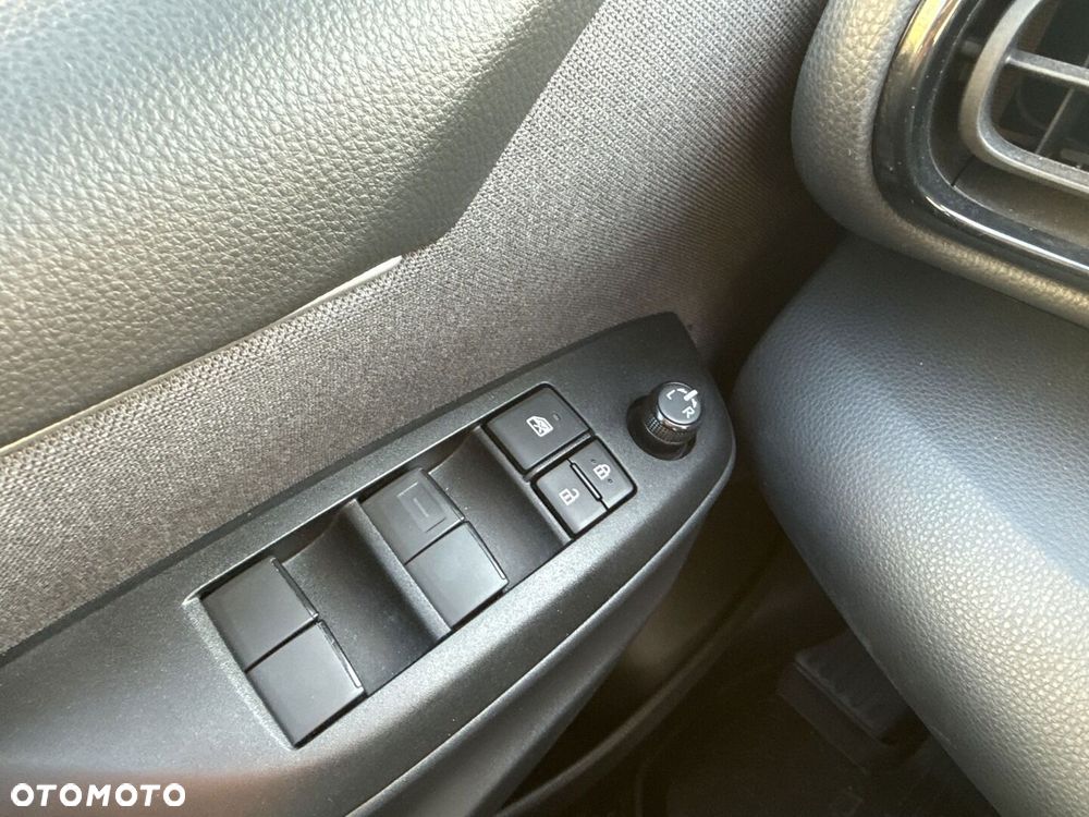 Toyota Yaris Hybrid 1.5 Comfort - 27