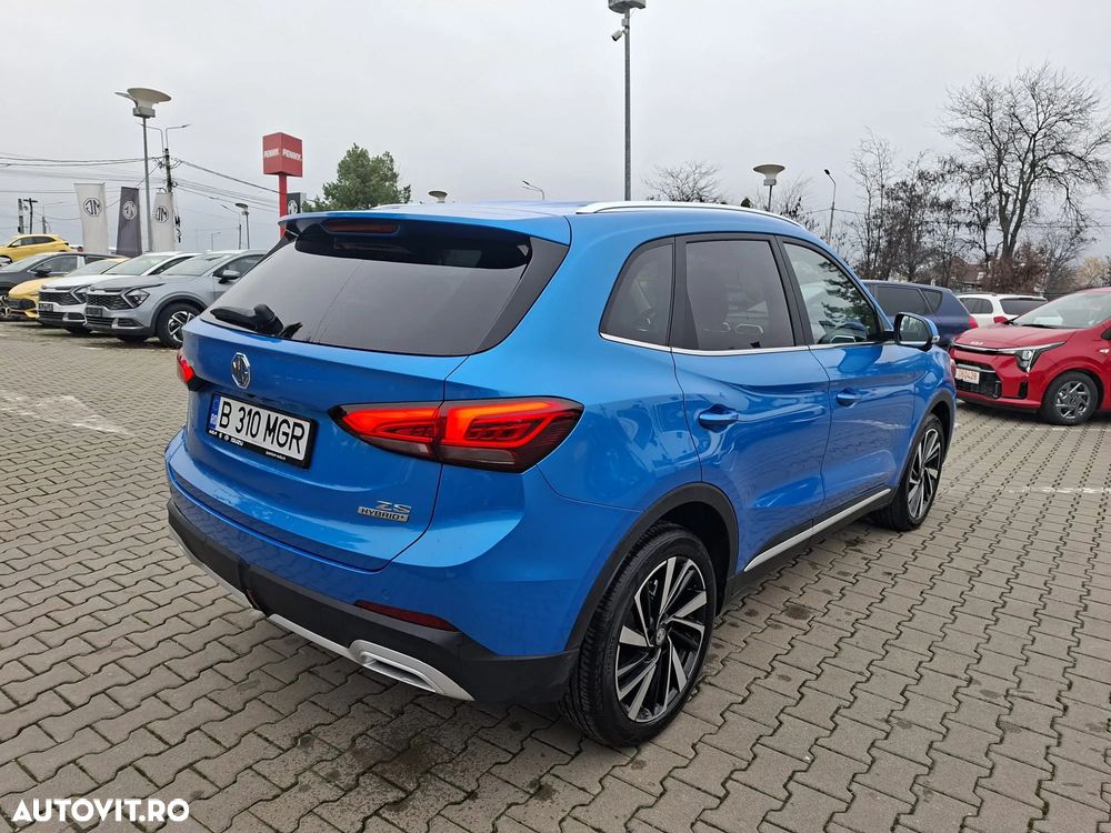 MG ZS HEV Hybrid+ Luxury - 8