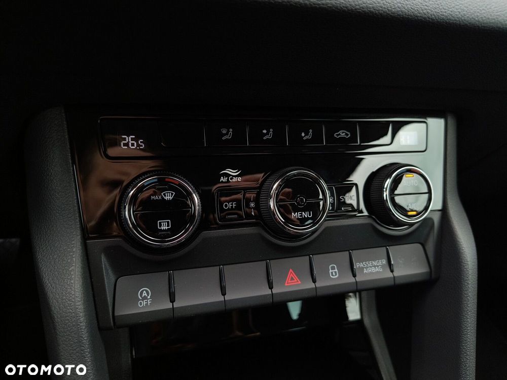 Skoda Karoq 1.0 TSI Selection - 29
