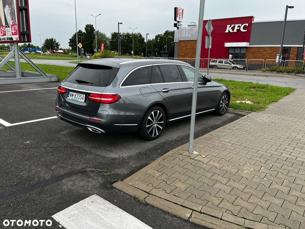 Mercedes-Benz Klasa E 300 de Exclusive - 15