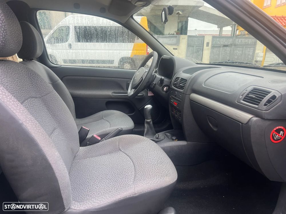 Renault CLIO STORIA - 13