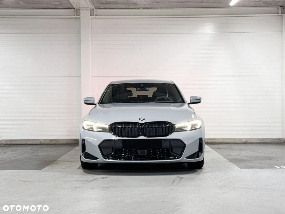 BMW Seria 3 320d xDrive mHEV M Sport sport - 7
