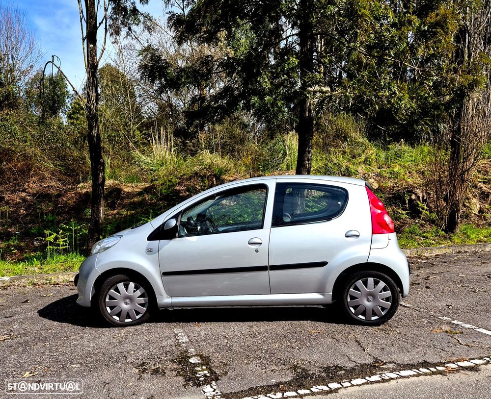 Peugeot 107 1.0 Urban Style - 8
