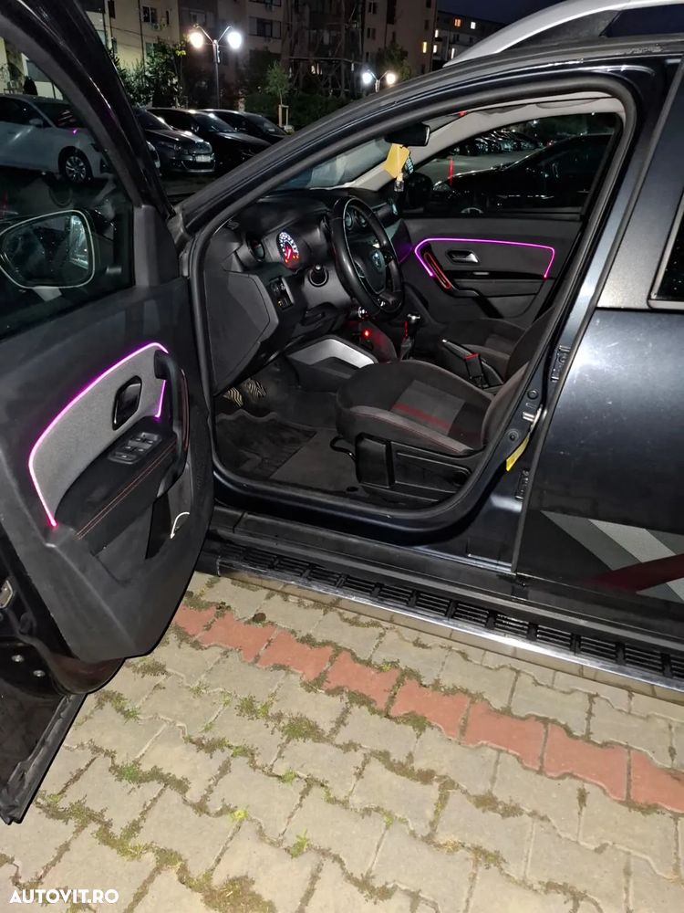 Dacia Duster 1.6 SCe Prestige jante 17" - 16