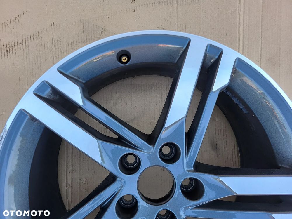 FELGA 8X18 ET40 AUDI 8W0601025M - 2