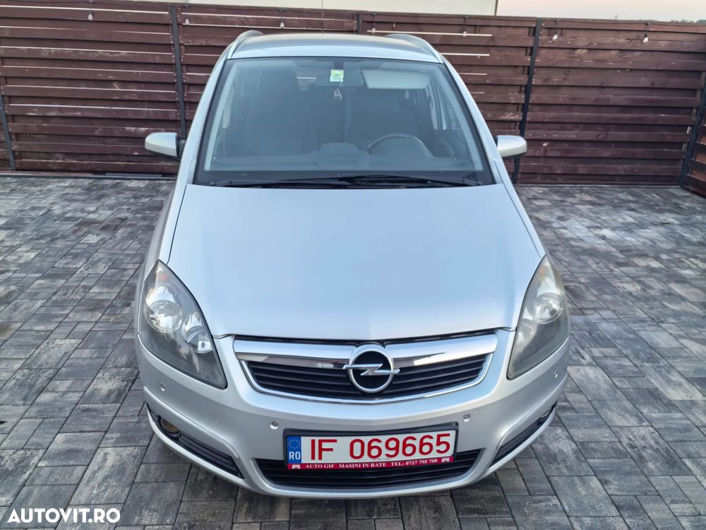 Opel Zafira 1.8 Easytronic Family Plus - 3