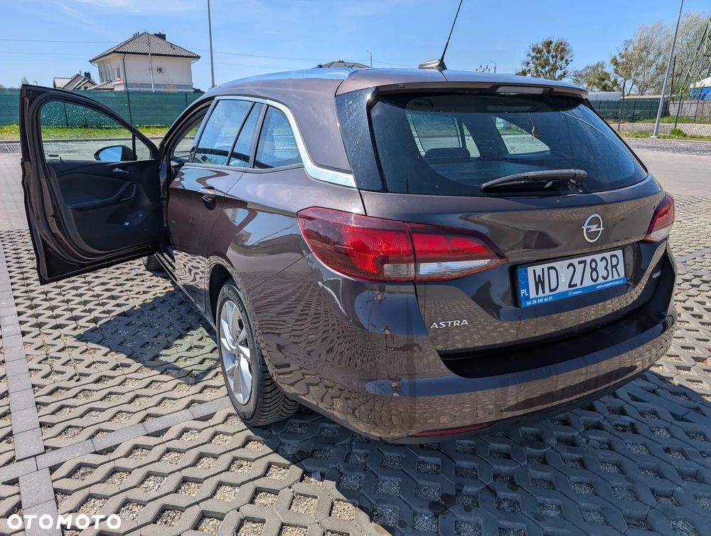 Opel Astra 1.6 CDTI Elite S&S - 6