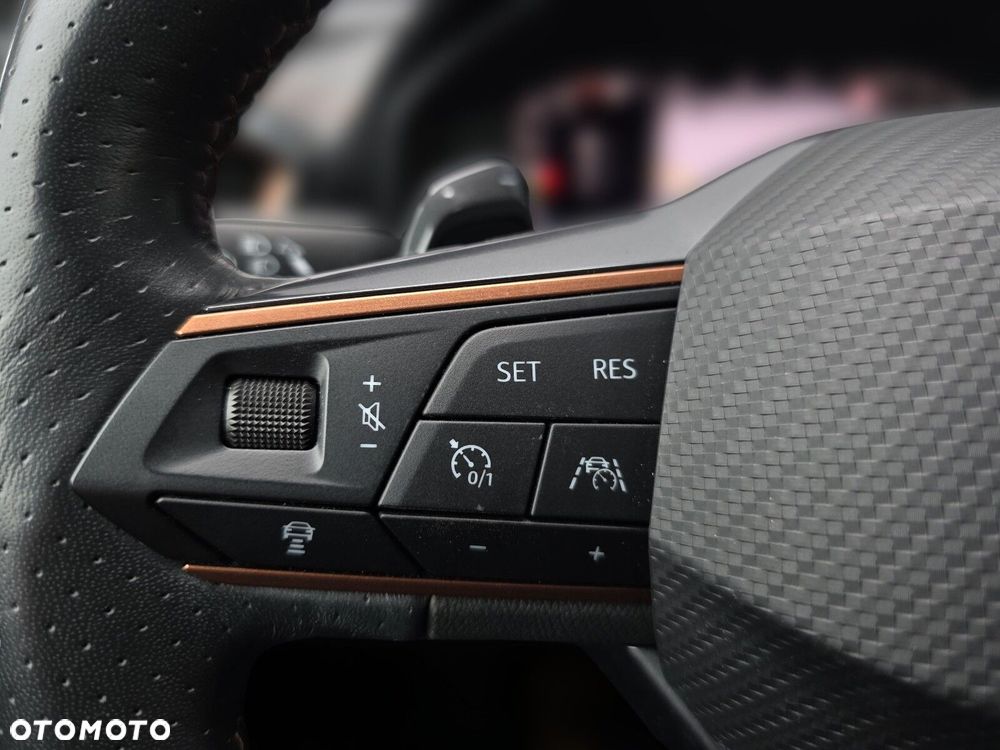 Cupra Formentor 1.4 e-Hybrid DSG - 23