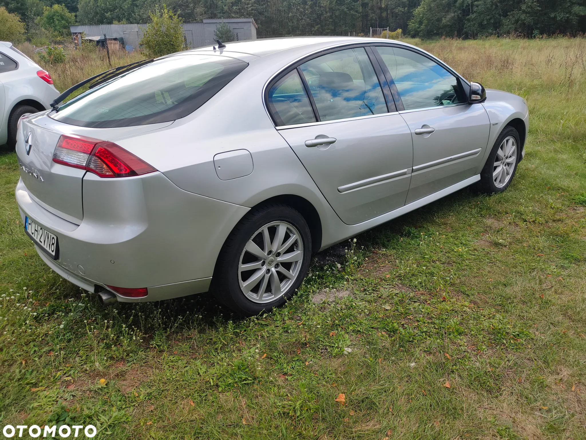 Renault Laguna 2.0 dCi Black Edition - 8