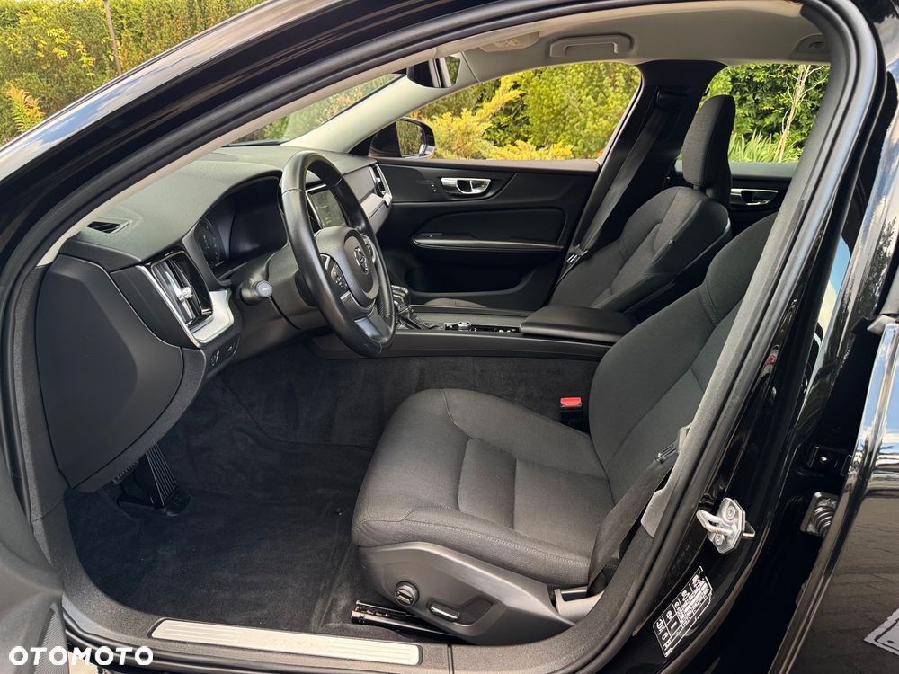 Volvo V60 D4 Geartronic Momentum - 6