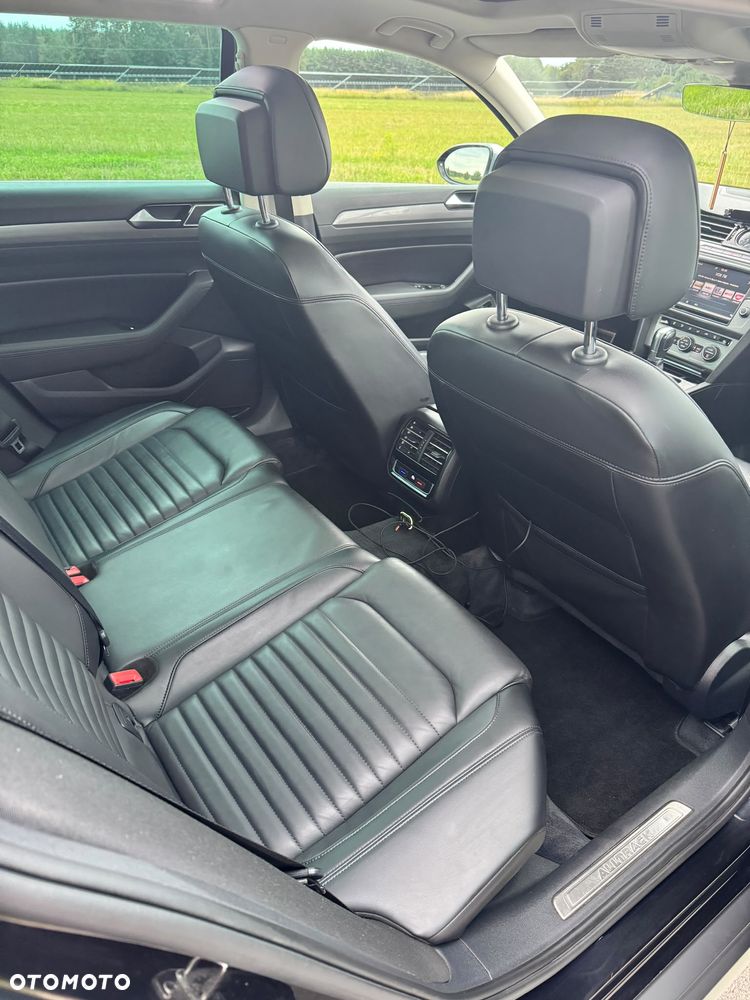 Volkswagen Passat Alltrack - 15