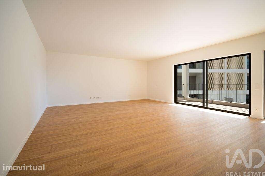 Apartamento T4 em Santo António dos Cavaleiros e Frielas de 122,00 m2 - Grande imagem: 5/24