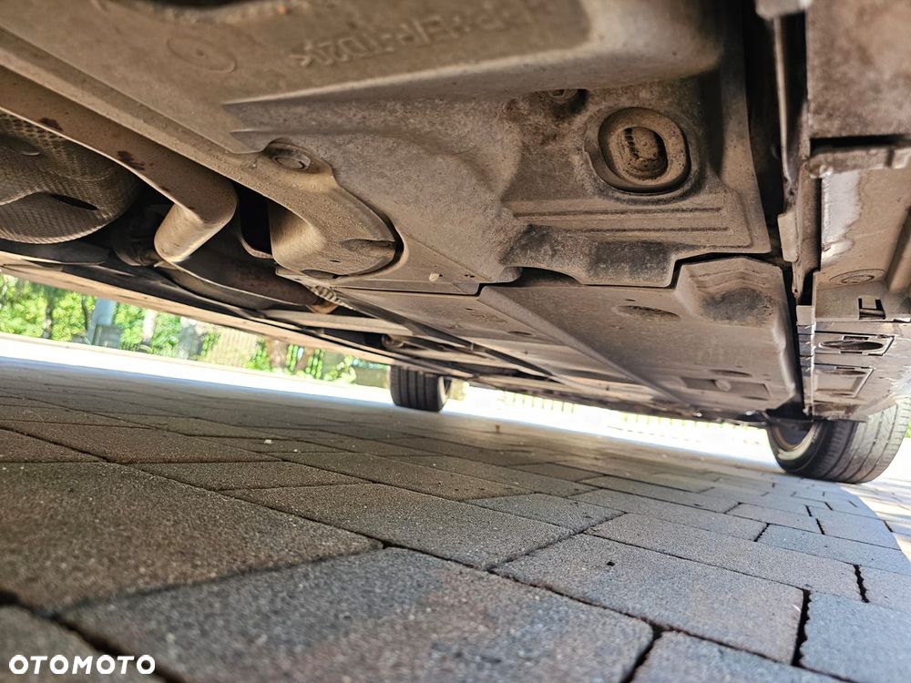 Toyota Corolla 1.8 Comfort - 18