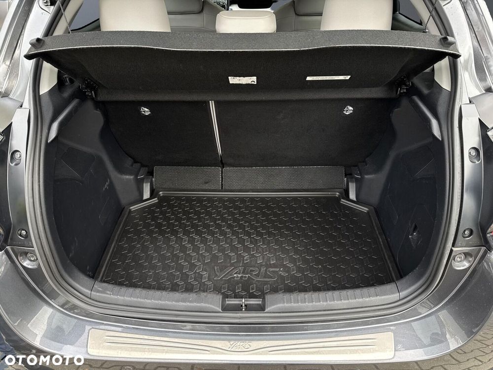 Toyota Yaris Hybrid 1.5 Executive - 15