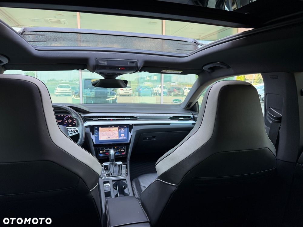 Volkswagen Arteon 2.0 TDI SCR 4Motion DSG R-Line - 22