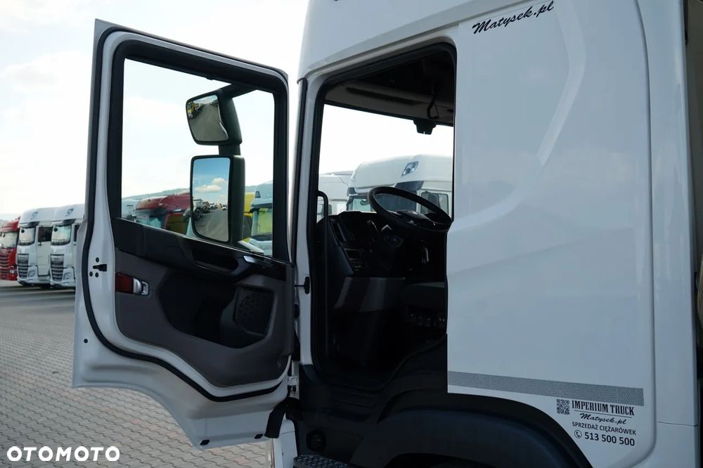 Scania P 280 / TANDEM / 4X2 /  MEGA / KLIMATYZACJA POSTOJOWA / PRZYCZEPA WECON / SAF / - 26