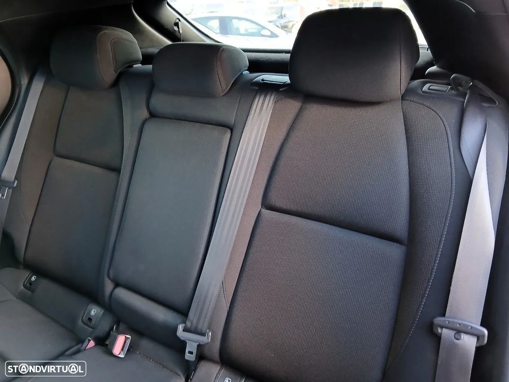 Mazda 3 Hatchback 2.0 Sky-G Evolve P.i-Actvsense J18 - 5